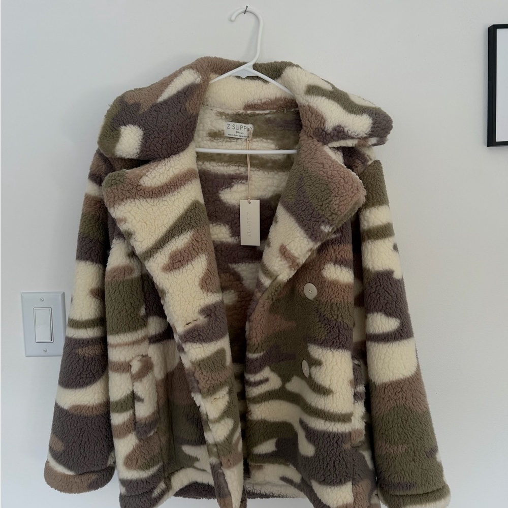 New Z Supply Camo Sherpa Jacket - Picture 6 of 6
